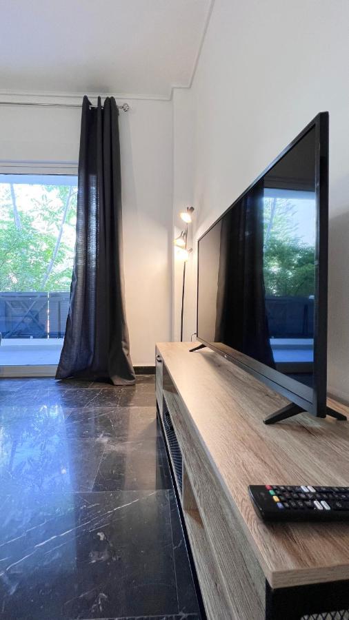 Key Biscayne Elegant 77sqm In Paleo Faliro
